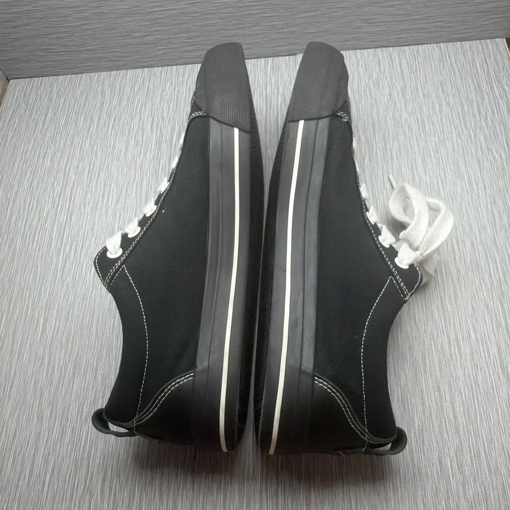 Macbeth Men's Black Canvas Skate Shoes Low Top Sneakers Size 10 EU 43